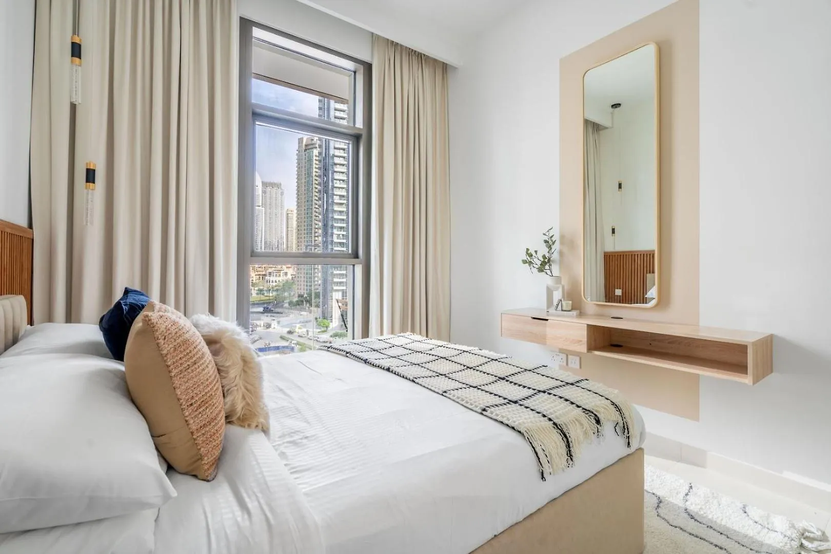 Guestready - Burj Khalifa Views From Burj Crown Apartment Dubai
